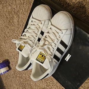 Adidas superstar